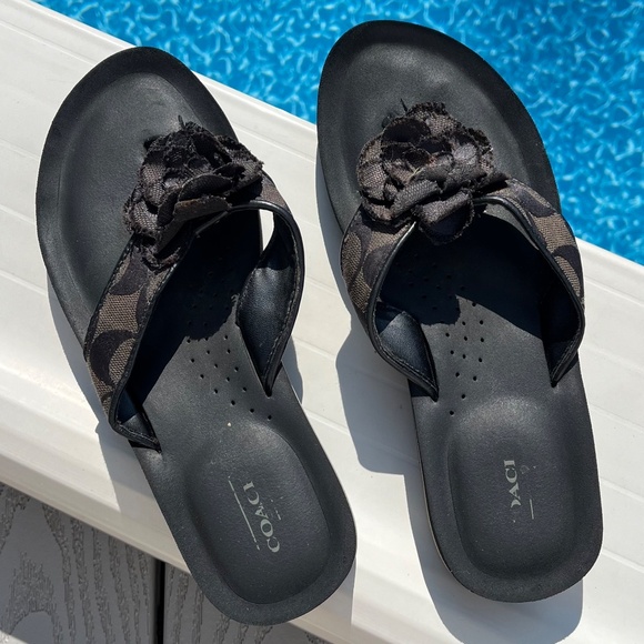 Coach JILLIAN Brown Floral Flip Flops - Picture 9 of 11